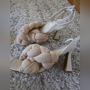 Jessica Simpson Heels, Cream, Size 6